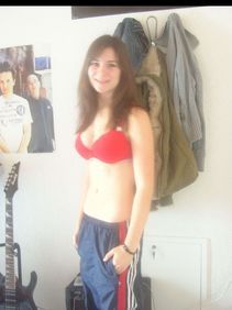 Escort LadyNina, Garešnica me now kisses