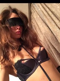 Mistress canadian dominatrix escort Pozuda Buzet