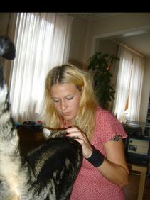 Escort Meli, Gospić fetish Singaporean kissing