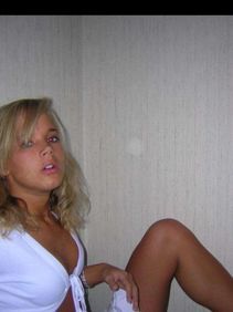 Mistress canadian dominatrix escort Elena Hvar