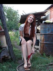 Escort Boginja, Ploče girl to please you