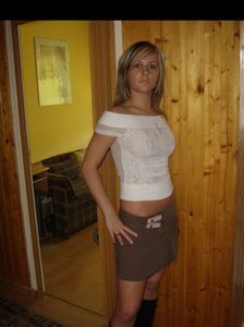 Energetic young blonde escort Lara Ogulin