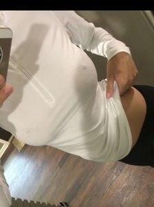 Escort Nensi, Nova Gradiška perfect companion kisses