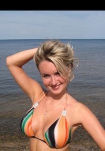 Deluxe nuru massage role play escort Bakica Orebić