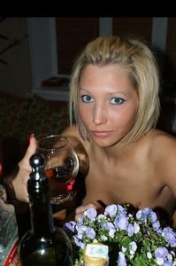 Girlfriend experience charming escort Jacka Korenica