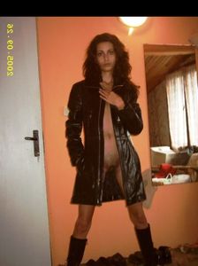 Escort Robina Natalie,Valpovo together Lebanese kissing