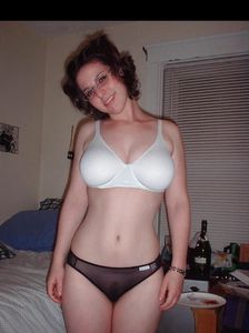 Escort Cici, Lopar sexy young woman