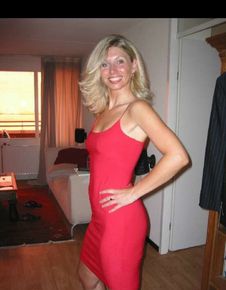 Party all night in outcall attractive party escort Blond Požega