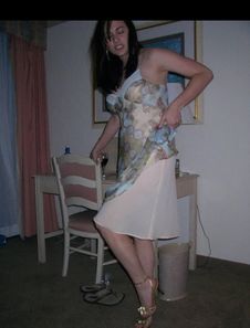 Young and slim escort Mima Fažana
