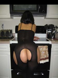 Escort Picica, Klis lap dancing nuru massage