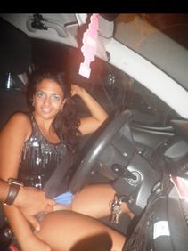 Sexy large boobs pakistani escort Lola Kukljica