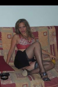 Lovely young lady escort Aleksandra Slavonski Brod