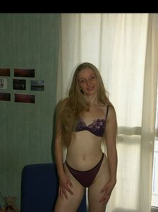 Escort Bludnica, Vodice sexy young woman