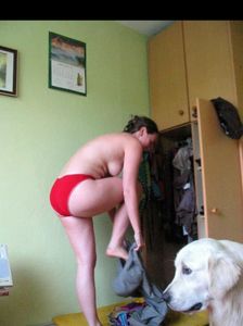 Escort Jaca, Dugi Rat bisexual kisses