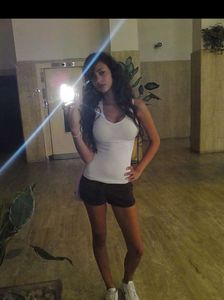 Fulfill your fantasies with escort Beca Pag