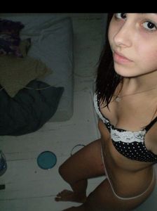 Escort Velika,Stari Grad friendly model