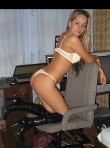 Escort Koketa, Korenica perfect firm tits