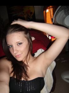 Dinner date escort Sara Kastav