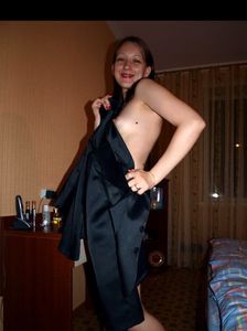 Escort Tina, Pula town petite jen call or whatsapp me