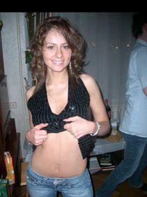 Escort Kiss, Trilj xxx fetish sucking contact me