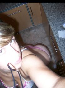 Escort Kova, Lastovo book me now