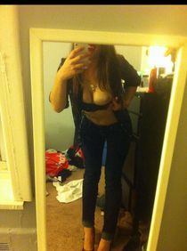 Escort Prokupcanka, Kaštela a level girlfriend experience Slovenian kissing